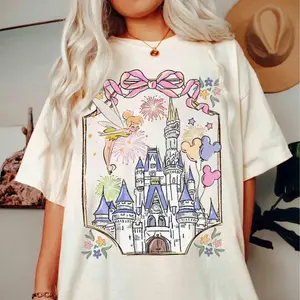 Retro Magic Kingdom Style Shirt, Vintage Castle Tee, Magical Vacation Top, Fantasy Park Trip Outfit