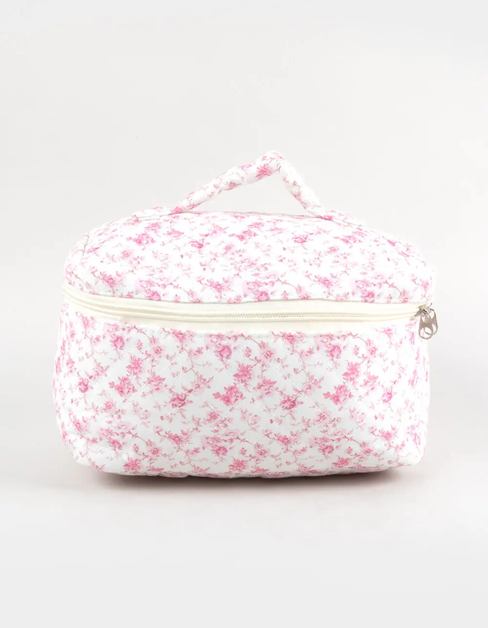 TILLYS  Womens Quilted Floral Cosmetic Bag, Pink