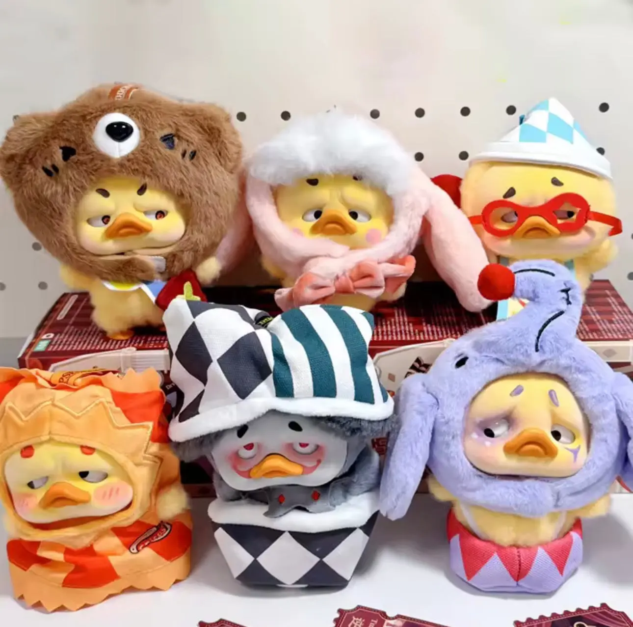🦆✨ Upset Duck Circus Series Blind Box Figure ✨