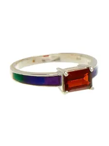 Sterling Silver Garnet & Enamel St. Lucia Ring / Size: 7 love rings