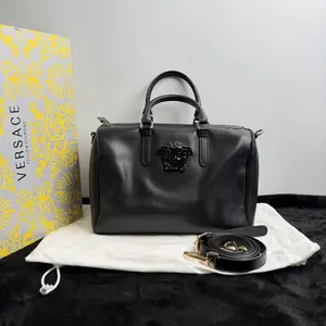 Pre-owned VERSACE Leather Shoulder Bags 12.20'' R1659 Shoulder Bag C12029547929 0517 T3 Mia