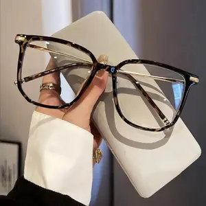 Y2K Retro Square Tortoise Shell Frame Glasses, Lightweight TR & Zinc Alloy Fashion Eyewear, Stylish Unisex for Work & Daily Use
