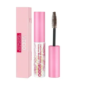 A precise eyebrow shaper, the tint creates a natural look and is waterproof and smudge-proof.