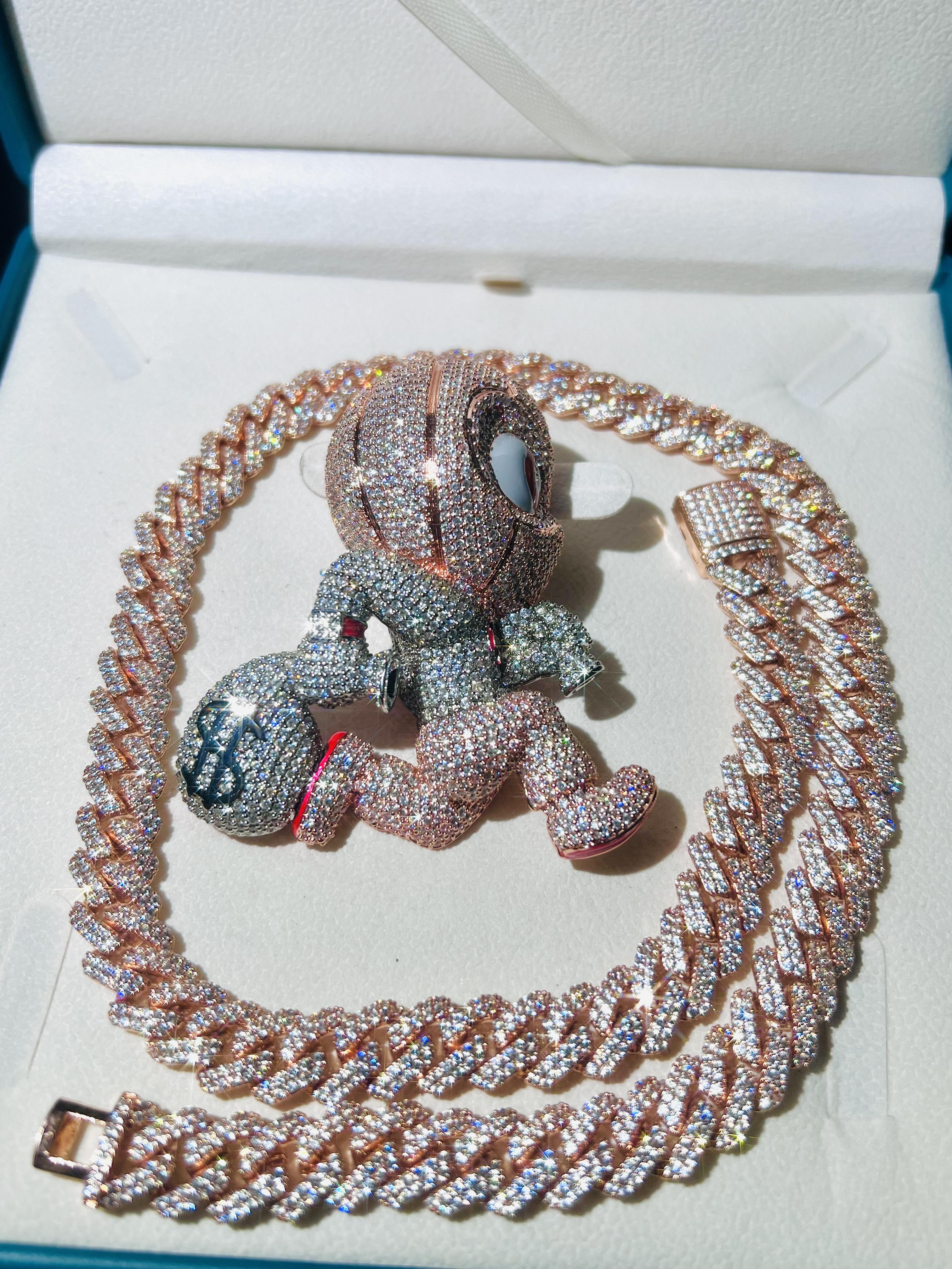 Personalized Thief Money Bag 3D Customized Hip Hop Pendant Premium Luxury Pendant with Ice Crystal Little Bald Head Pendant Luxury Valentine's Day Father's Day Mother's Day and Anniversary Gifts