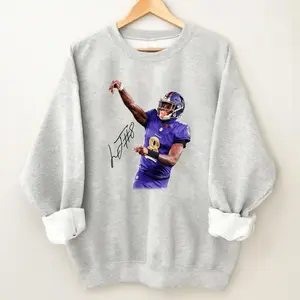 Lamar Jackson Vintage Football Sweatshirt, Baltimore Fan Gift Crewneck