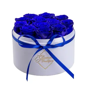 Eternal Prestige Velvet White | 12 Blue Roses Box Decor