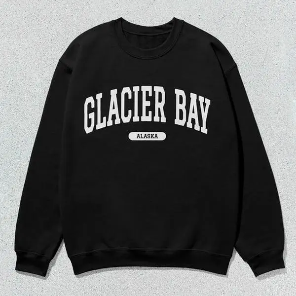 Unisex Casual Pullover Sweatshirt with Alaska Collegiate Graphic, Soft Long Sleeve Round Neck Fashion Tops, Slogan, Unisex Fit, Preppy Look, Menswear, Cotton Blend