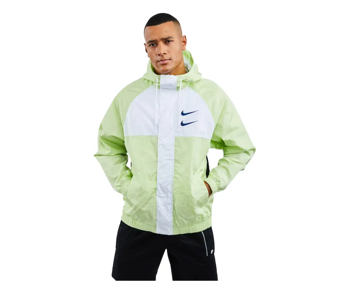NIKE Men's Sportswear Swoosh Woven Jacket - Color-Block Athleisure Outerwear, Streetwear Ready for Everyday Use, M, Sporty Chic