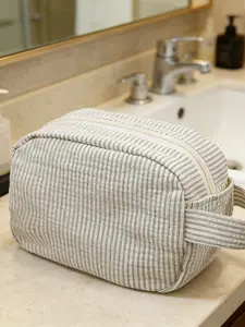 Large Capacity Gingham Toiletry Bag, Soft Durable Fabric, Smooth Zipper Closure, Dustproof Leak-Proof, Travel & Home Use, Fashionable Makeup Organizer