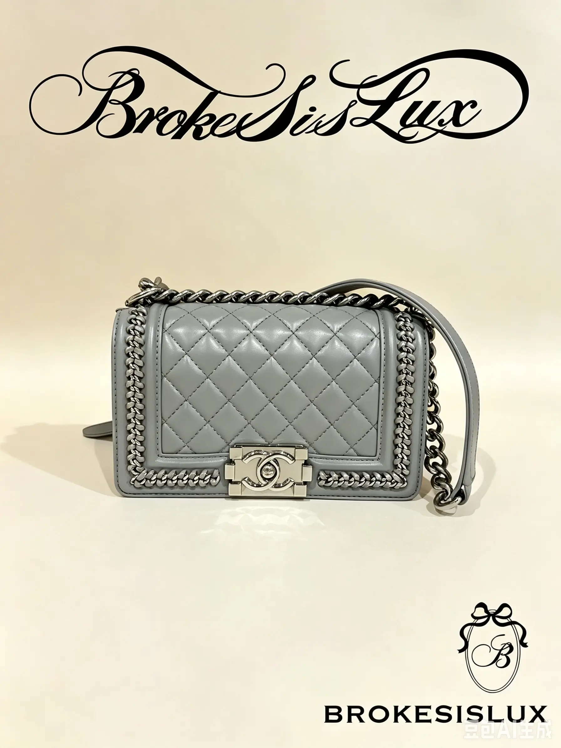 Pre-owned CHANEL Boy Grey Quilted Leather Flap Bag | Silver Chain Trim, Silver CC Turn Lock