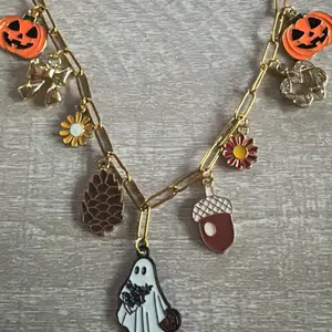 Flower Boo Ghost Halloween Charmed Necklace for Women Custom Charm Jewelry Paperclip Gold Necklace Design Fashion Lobster Clasp Cute Trendy Shine Metal Coating