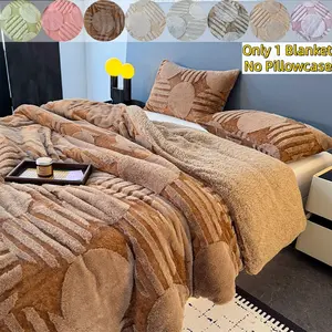 Soft Artificial Rabbit Fur Blanket with Geometric Pattern, Comfortable High-Quality Throw for Naps Sleeping Travel, Faux Fur Blanket