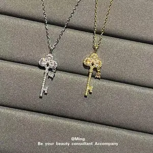Key of a Thousand Flowers Crown Key Light Luxury Pendant Necklace Jewelry Inlaid Diamond Collarbone Chain Simple Versatile Neck Chain shop heart usa gld