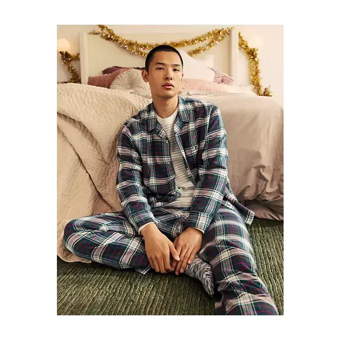 AEO Men's Snoopy Flannel Pajama Set