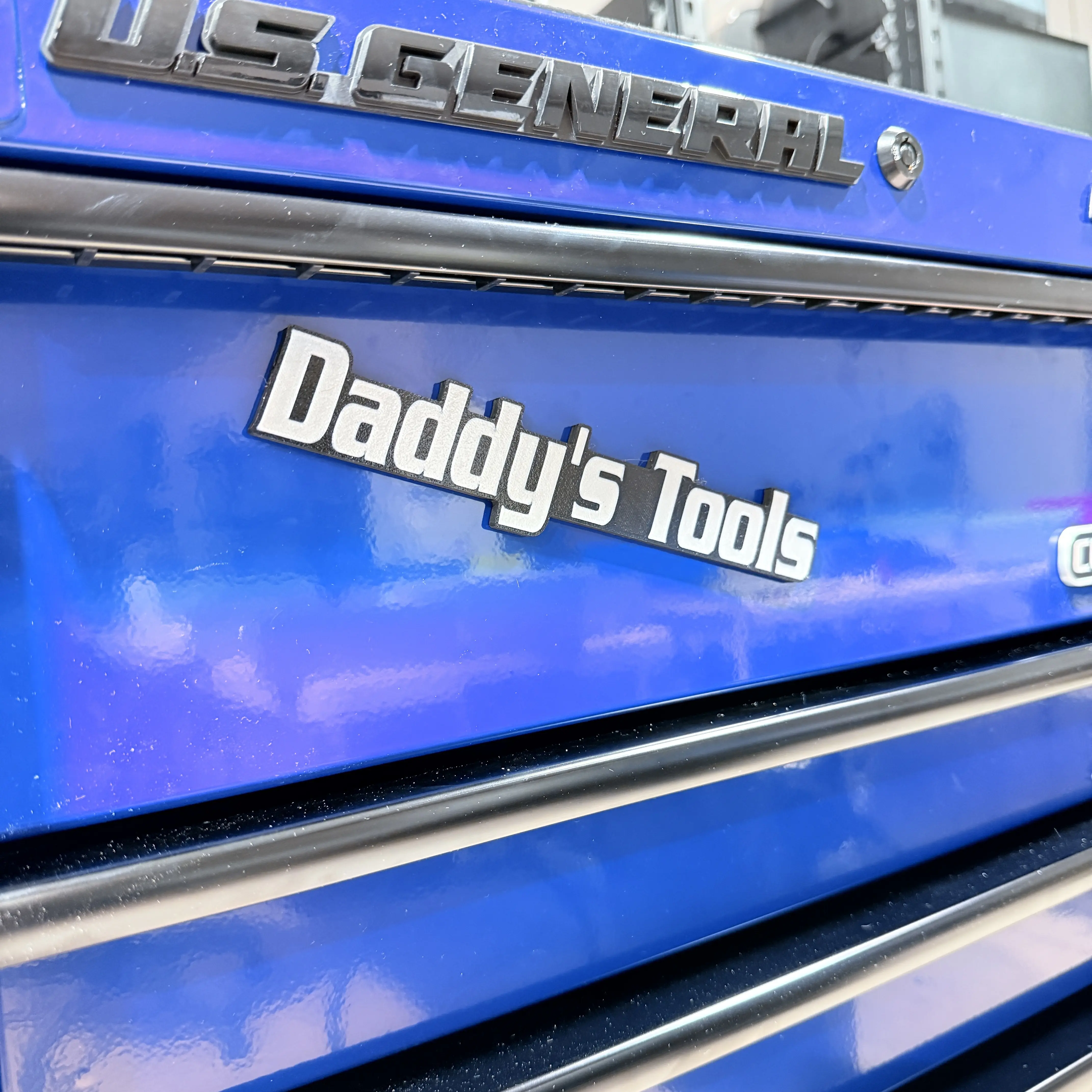Daddy's Tools Magnetic Badge Gift for Mechanic, Garage, Tool Box Organizer, Dad’s Tools Shop Magnet