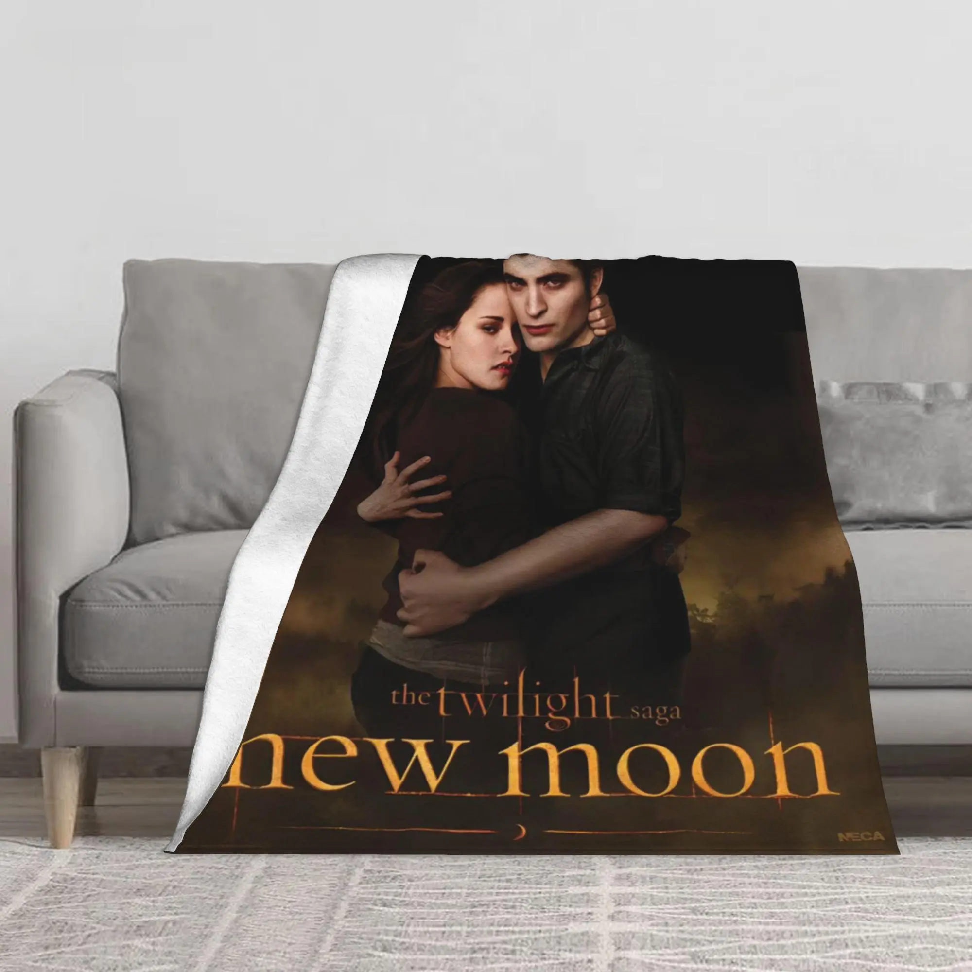 Twilight Saga New Moon Vintage Movie Poster Flannel Blanket, Lightweight Cozy Fleece Throw Blanket For Bedroom Sofa Girly Home Decoration, Multiple Sizes Option, Fast Shipping From United States