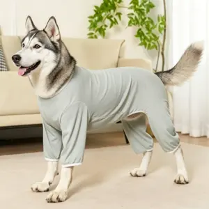 Universal four-legged pet clothing for medium and large dogs, anti-dirt and anti-hair flying, ice silk summer cool clothing, sun protection clothing, suitable for outdoor travel and activities in summer, large dog supplies, large dog clothing bathrobe