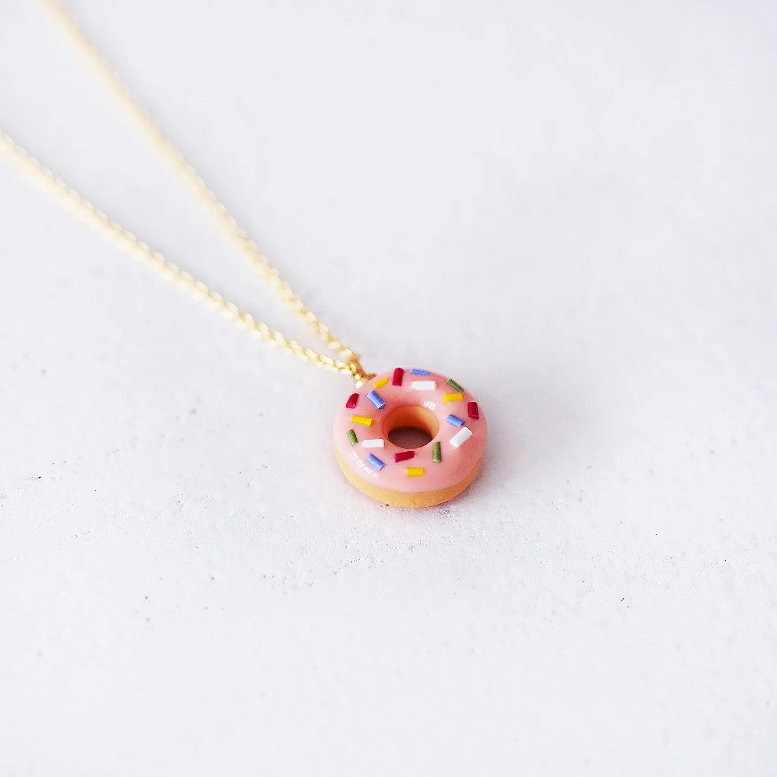 Elfi Handmade Classic Mini Pink Sprinkle Doughnut Necklace - Lightweight Adjustable Sweetly Eye-Catching Jewelry for Daily Style 14x14 mm Donut Size 17 inch Chain Length