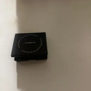 Product Review of CARSLAN Black Magnet Oil Blotting Setting Sheet With Powder More Control Oil Keep Fresh 2 IN 1 Blotting Sheet with Mirror Puff & Recyclable Case 450 Sheets 1 Box 2 Refills from A**🔥