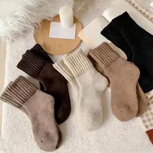 5 Pairs Heavy Duty Thermal Winter Socks 300Gsm Thick Boat Socks Style Ankle Over Knee Soft Elastic Blend Beige Brown Black Grey White with Durable Ribbed Edges Hand Wash Dry Clean Warm Tights for Cold Weather