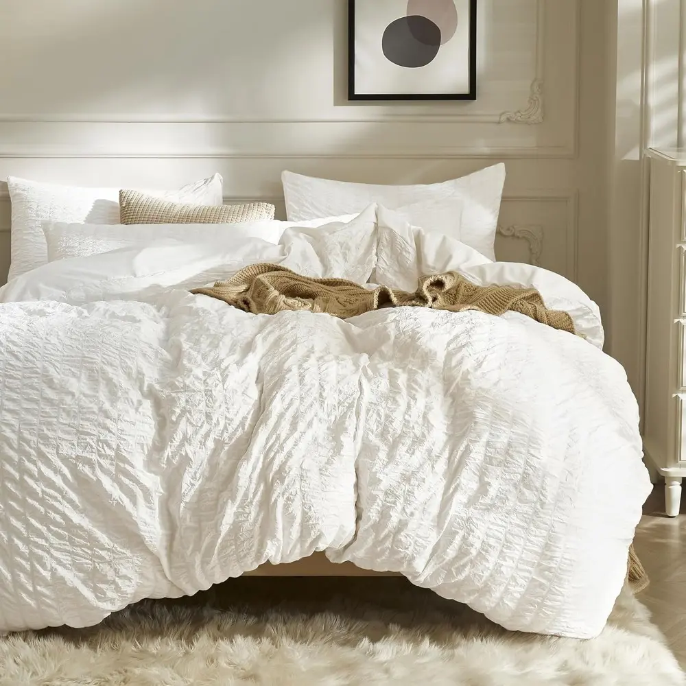Queen Size Comfy Striped Classic Washed Microfibre Duvet Cover Set - 3pcs Breathable Seersucker Bedding Set with Zipper Closure, Corner Ties, Machine Washable, No Bleach, No-Iron for All Seasons, Bedding Sets