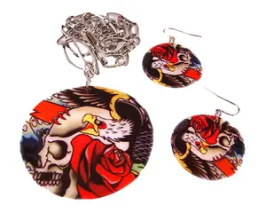 Tattoo Skull & Roses Shell Necklace & Earrings Set