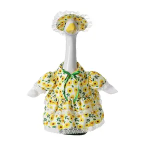 Spring Porch Goose Sunflower Print Decorative Dress, Suitable for 23-Inch Cement Goose Statue, Summer Outdoor Garden Lawn Patio Decoration Set