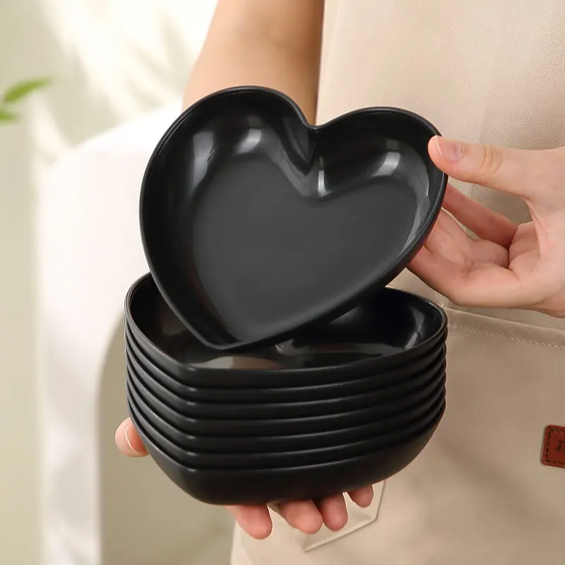 8pcs Heart-Shaped Plastic Plates Set, Sturdy Multi-Purpose Snack Tray, Fruit Plate, Salad Plates, Salad Serving Plates, Dessert Plate, Cake Plate, Party Supplies, Dishwasher Safe Tableware