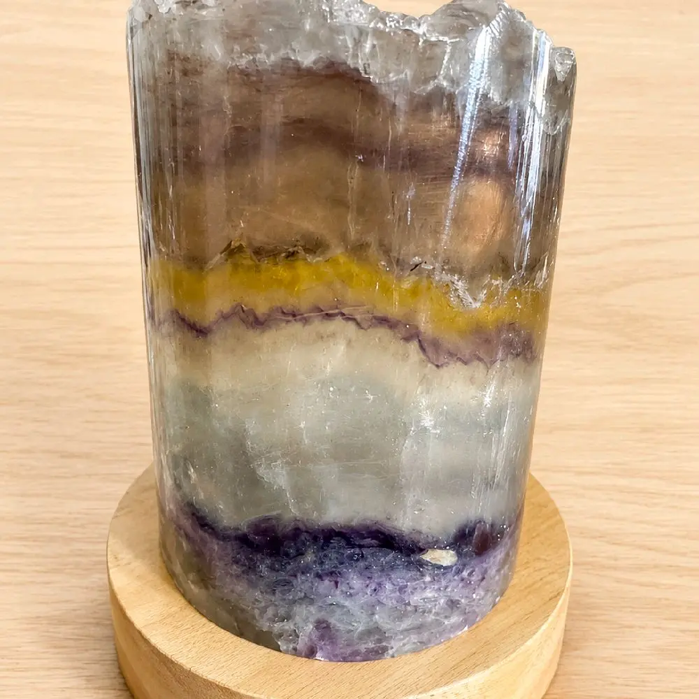 Fluorite lamp