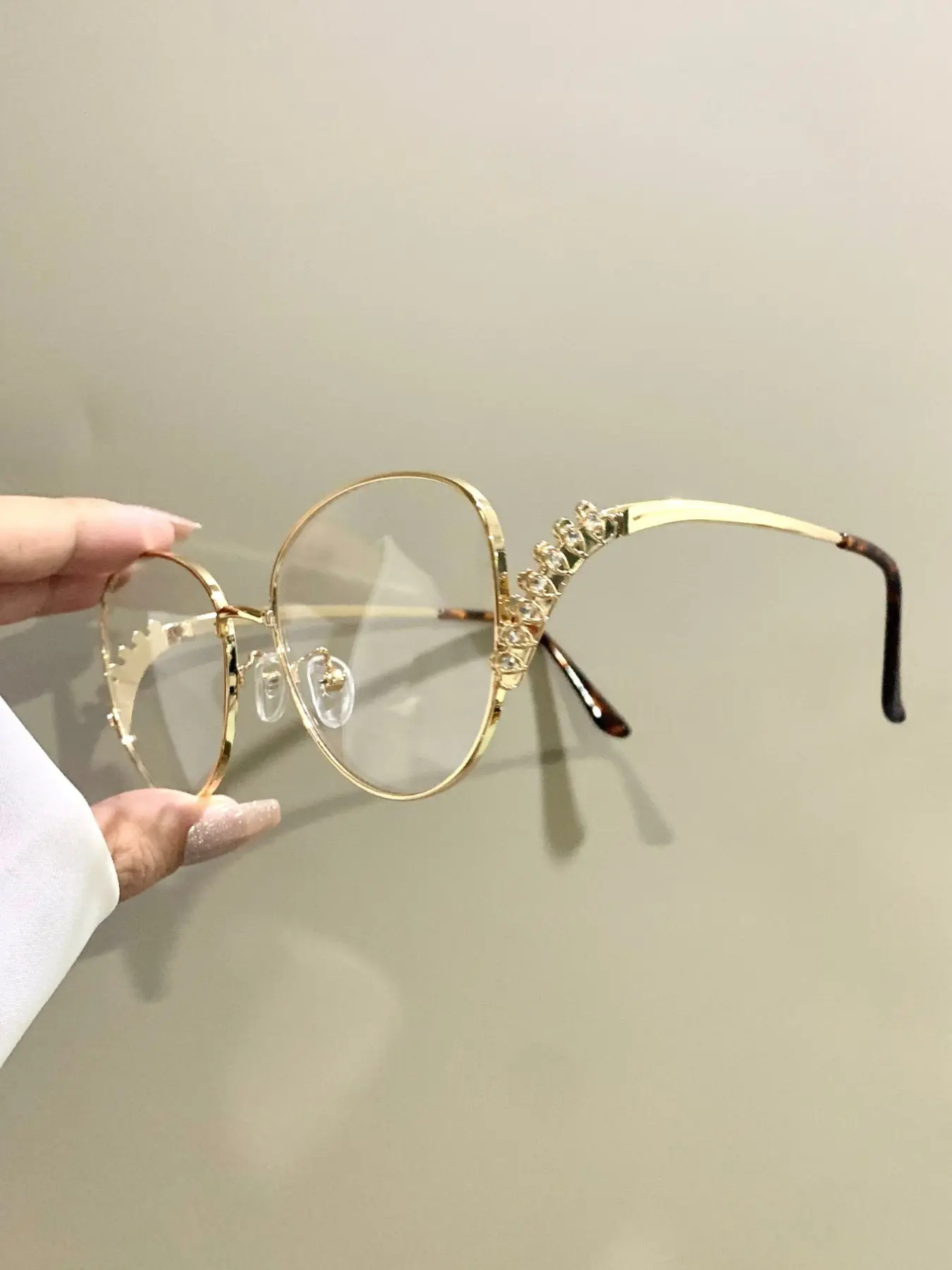 Large Oval Metal Frame Glasses, Trendy Fashion Retro Eyewear for Women Elegant Novelty Hinged Diamond Eyeglasses, Stylish Trendy Eyewear, Trendy Frames