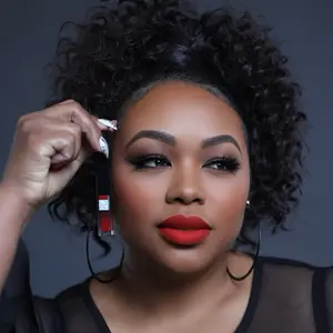 VP Matte Lipstick - Rich Red Shade for Bold Look - Long Lasting Matte Finish - Perfect for Everyday Wear