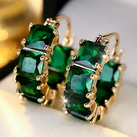 Elegant Square Hoop Earrings for Women, Statement Earrings, Ear Hoops, Imitation Crystal Stackable Geometric Design Jewelry as Birthday or Anniversary Gift, Ideal for Date Night Accessories, Unique Earrings