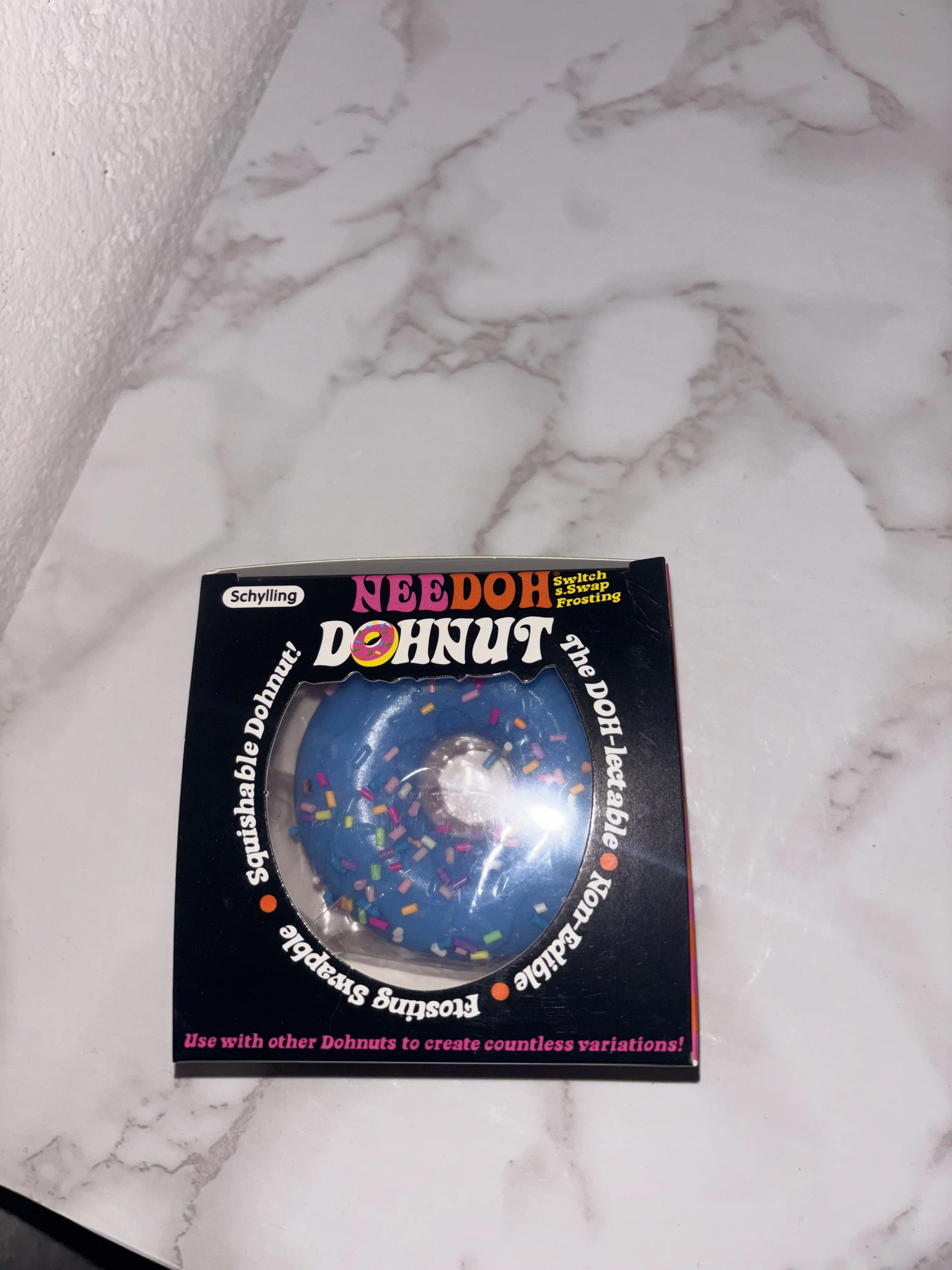 Nice cube donuts, perfect as a holiday or birthday gift.