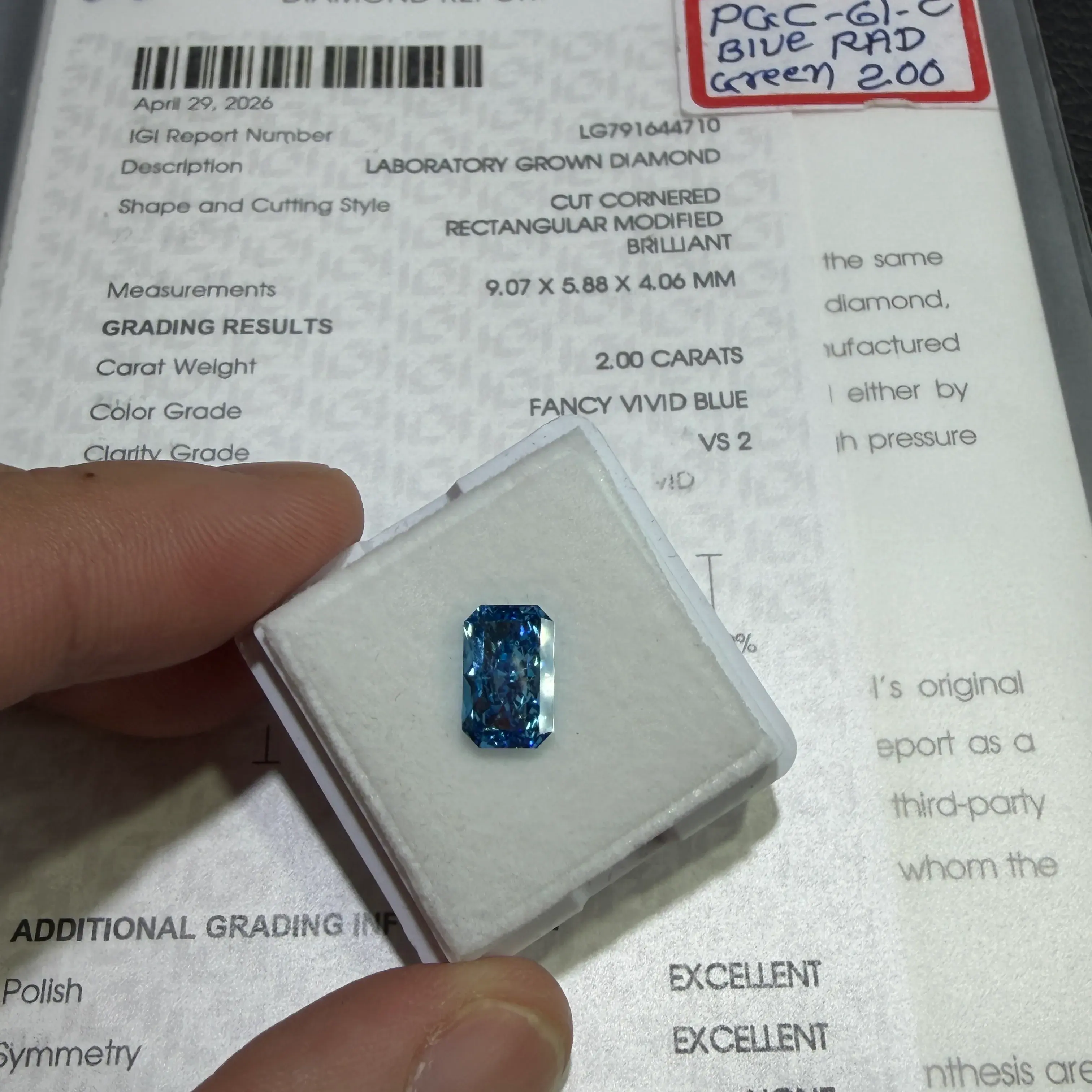 2.00ct Cut Cornered Rectangular Modified Brilliant Lab Grown Diamond (Fancy Vivid Blue, VS2, IGI Certified)