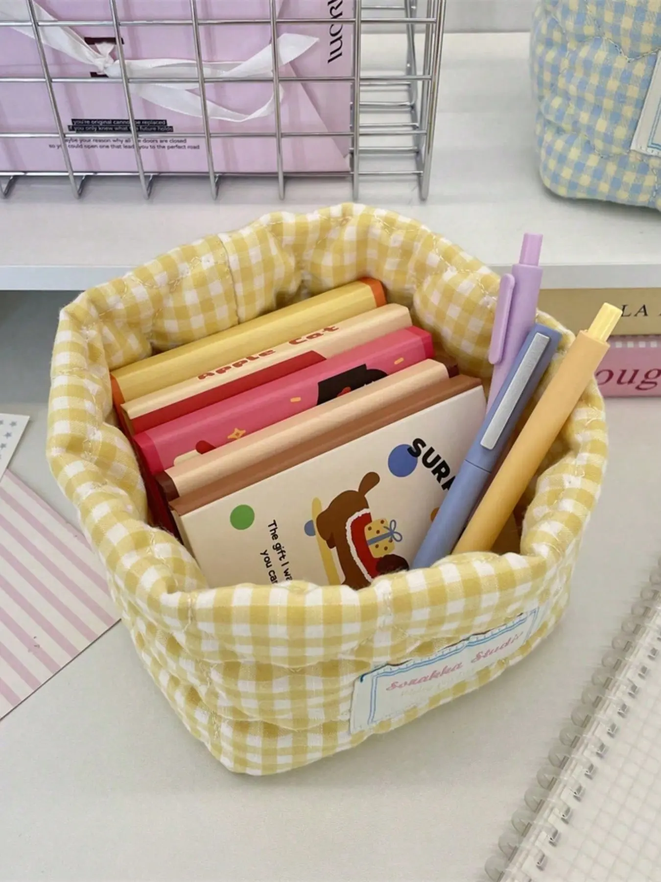 Cute Plaid Cosmetic Organized Storage Basket, Organization Baskets, Multi-Functional Desktop Organizer, Brush and Skincare Holder, Valentine's Day Gift, Home Travel School Use, Toiletries Basket