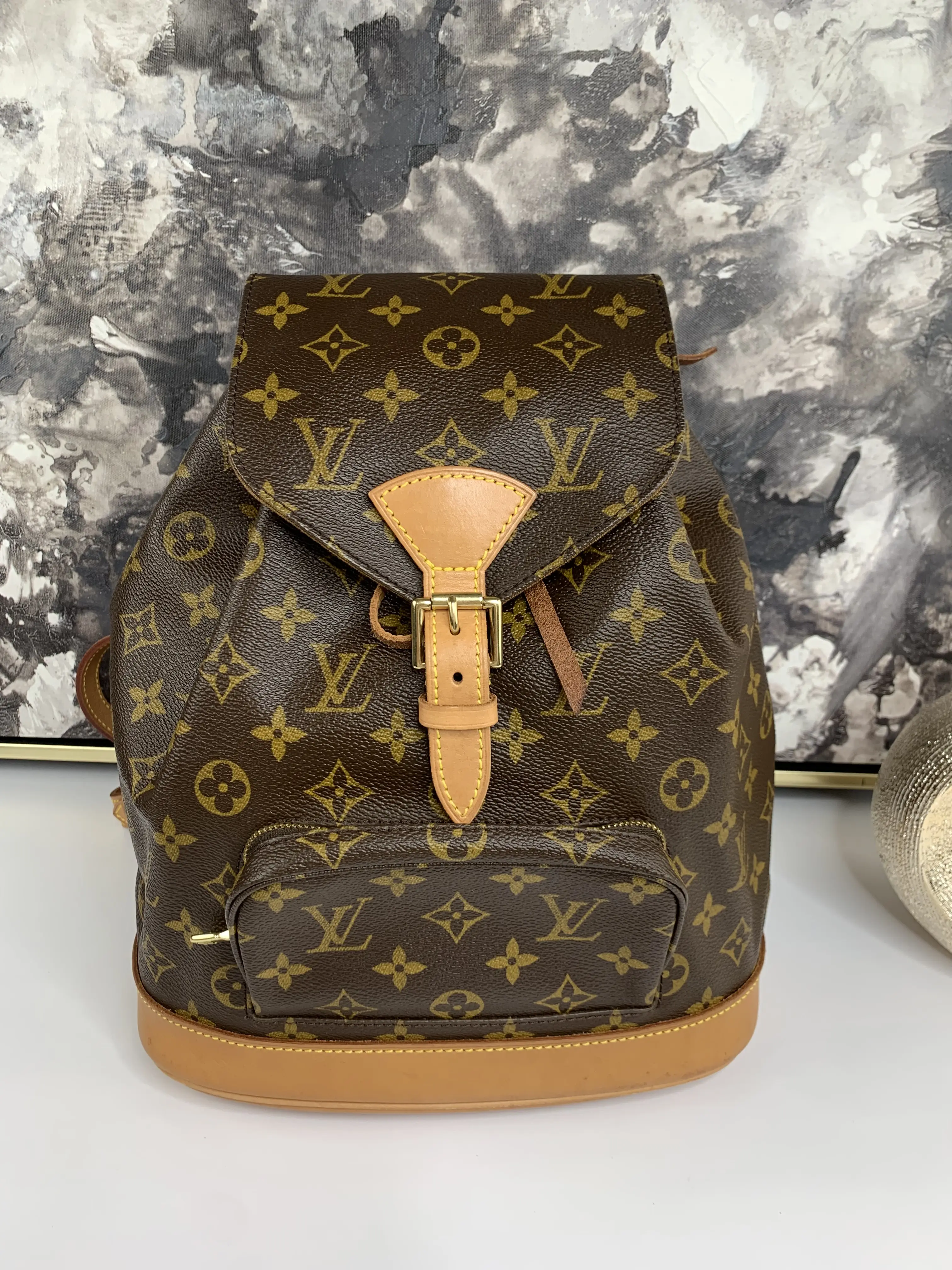 Pre-owned Louis Vuitton Canvas Backpacks Montsouris MM