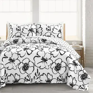 Lush Decor Scandinavian Floral Quilt 3 Piece Set with Floral and Patterns, Includes Pillowcases and Quilt