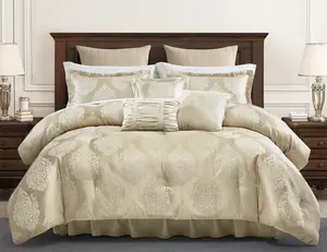 Luxury 7-Piece Traditional Jacquard Medallion Comforter Set Luxury 7-Piece Traditional Jacquard Medallion Comforter Set
