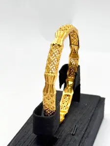 Women's Vintage Classic Open Cuff Bracelet, Casual Elegant Jewelry, Ethnic Pattern Design, All Seasons Accessory