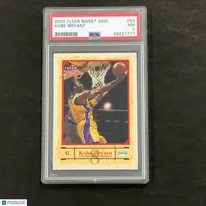 2004 Fleer Sweet Sigs #63 Kobe Bryant PSA 7 NM Lakers
