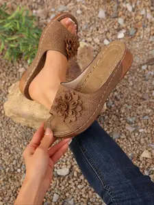 Women's Fashionable Flower Decorated Slip on Wedge Sandals, Casual Comfortable Platform Sandals for Daily Wear, Trendy All-match Shoes for Women & Girls, Summer