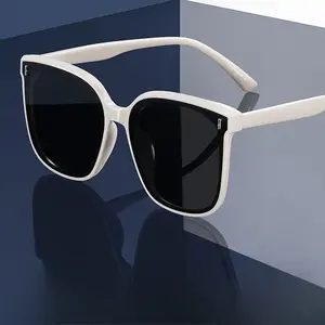 Trendy Oversized Cat-Eye Sunglasses for Women Men UV400 Protection Fashion Shades for Driving