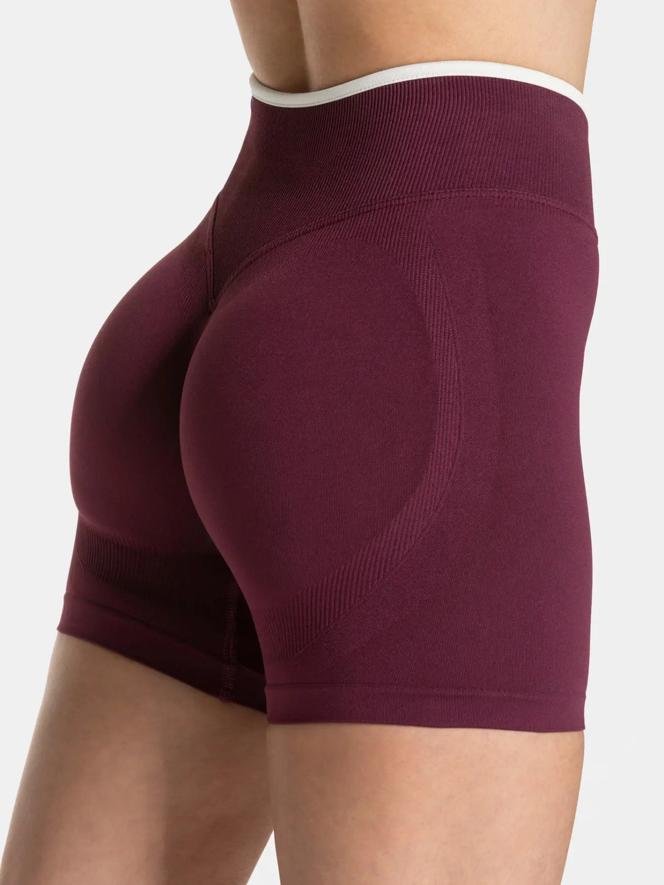 Seamless Colorblock Yoga High-Waisted Shorts for Women, Outerwear Running Fitness Pants, Comfortable Sportswear for Daily Wear, Breathable, Athletic Shorts, Stretchy Seamless Shorts, Fitness Workout Shorts