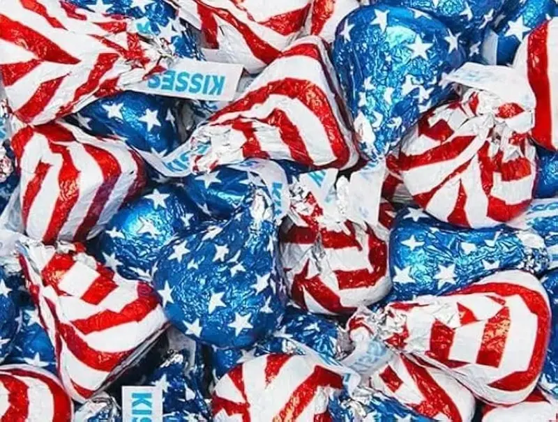Stars and Sripes, American Flag Chocolate Kisses, Milk Chocolate Candy, Individually Wrapped in Patriotic Foil, 2 Pounds