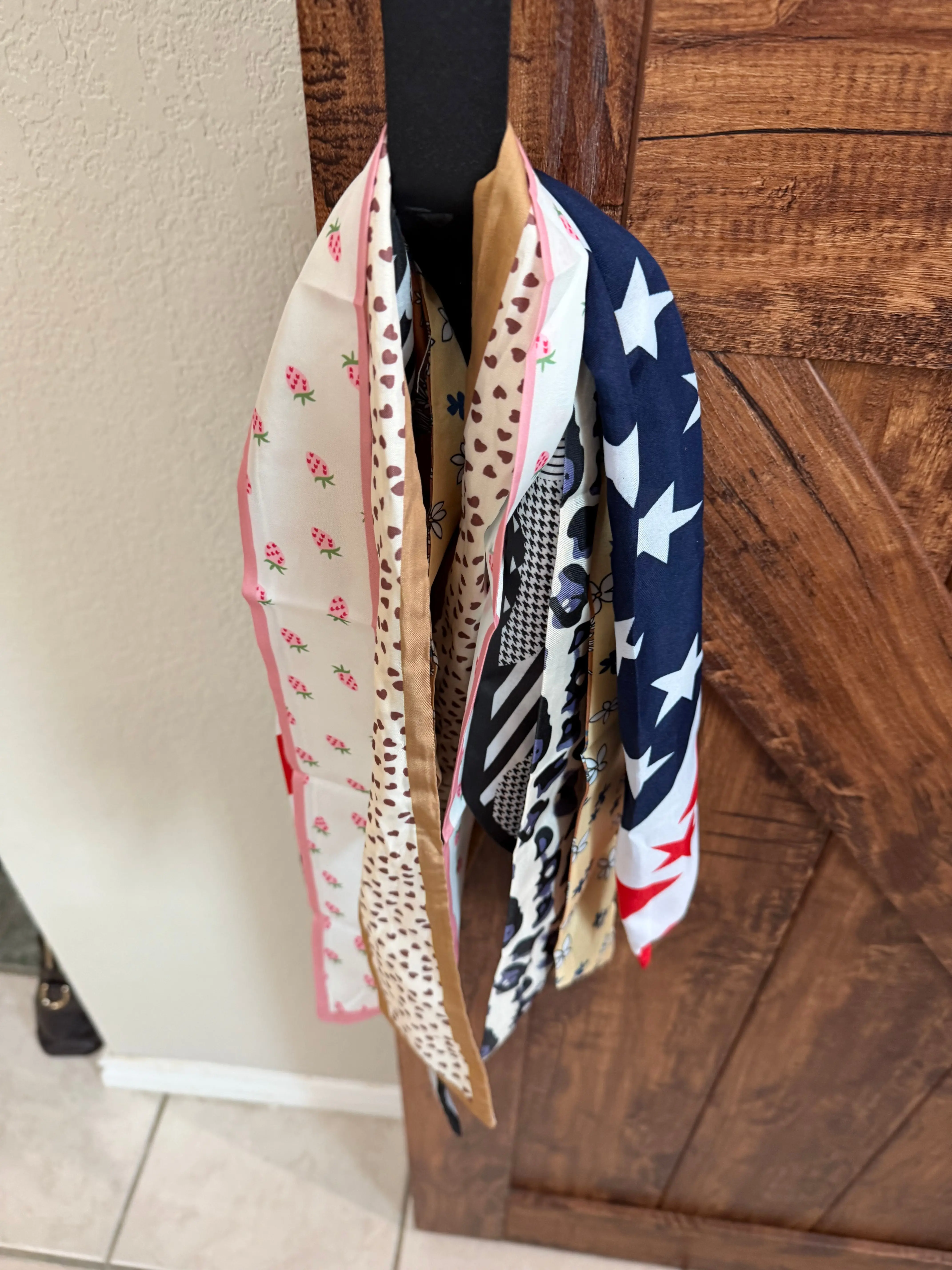 Twillie Bag Scarf