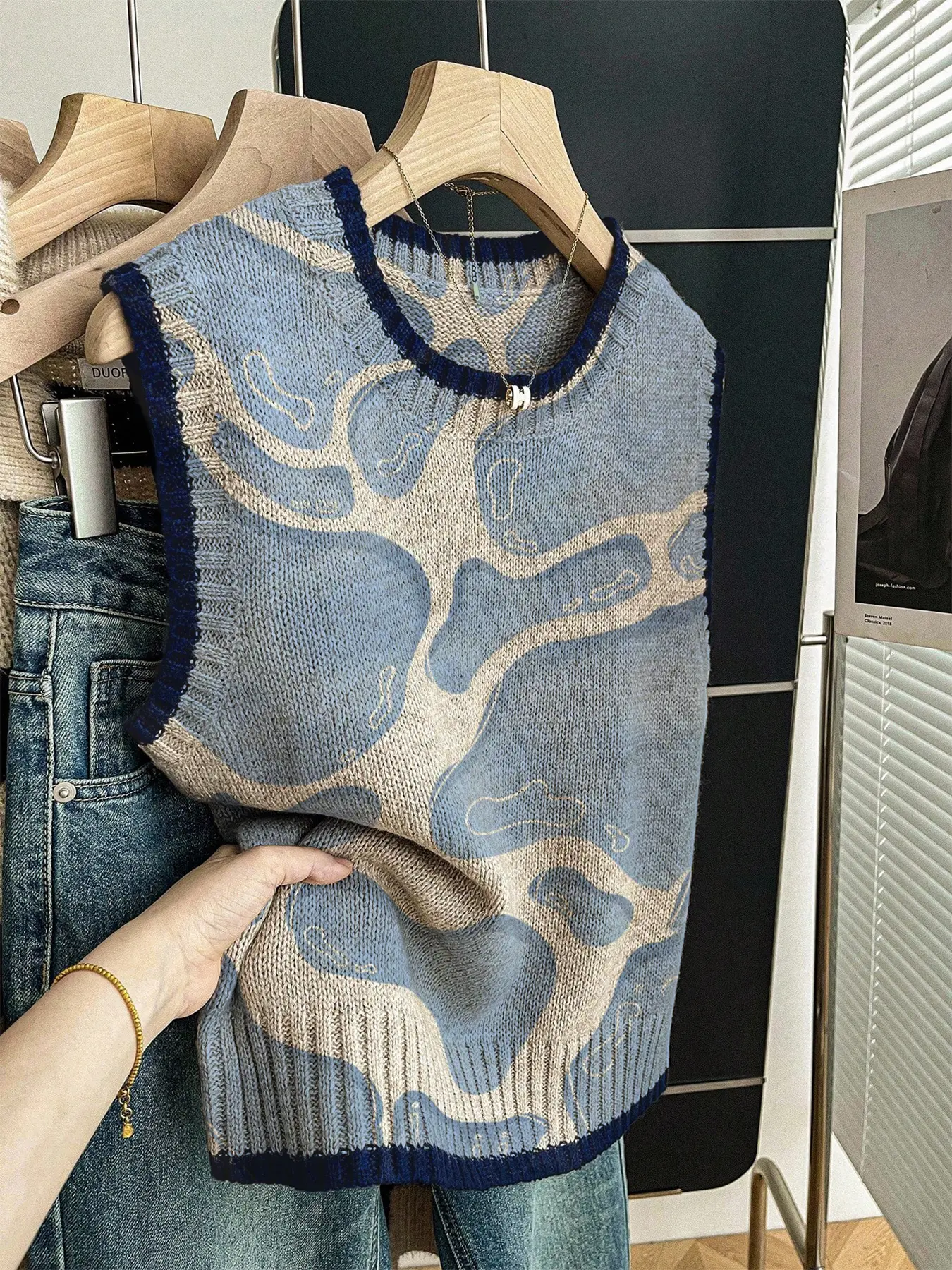 Women's Casual Loose-Fitting Round Neck Sleeveless Knit Top, Deep Blue Color Block Patchwork Print, Spring Summer, Loose Vest Sleeveless Printed