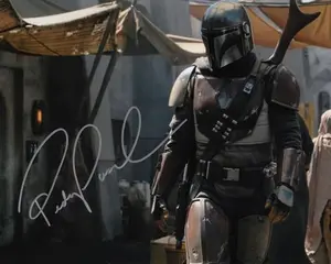 Pedro Pascal - The Mandalorian, Reproduction/Reprint (RP) Signed Autograph Autographed Photo Print (8x10-inches)