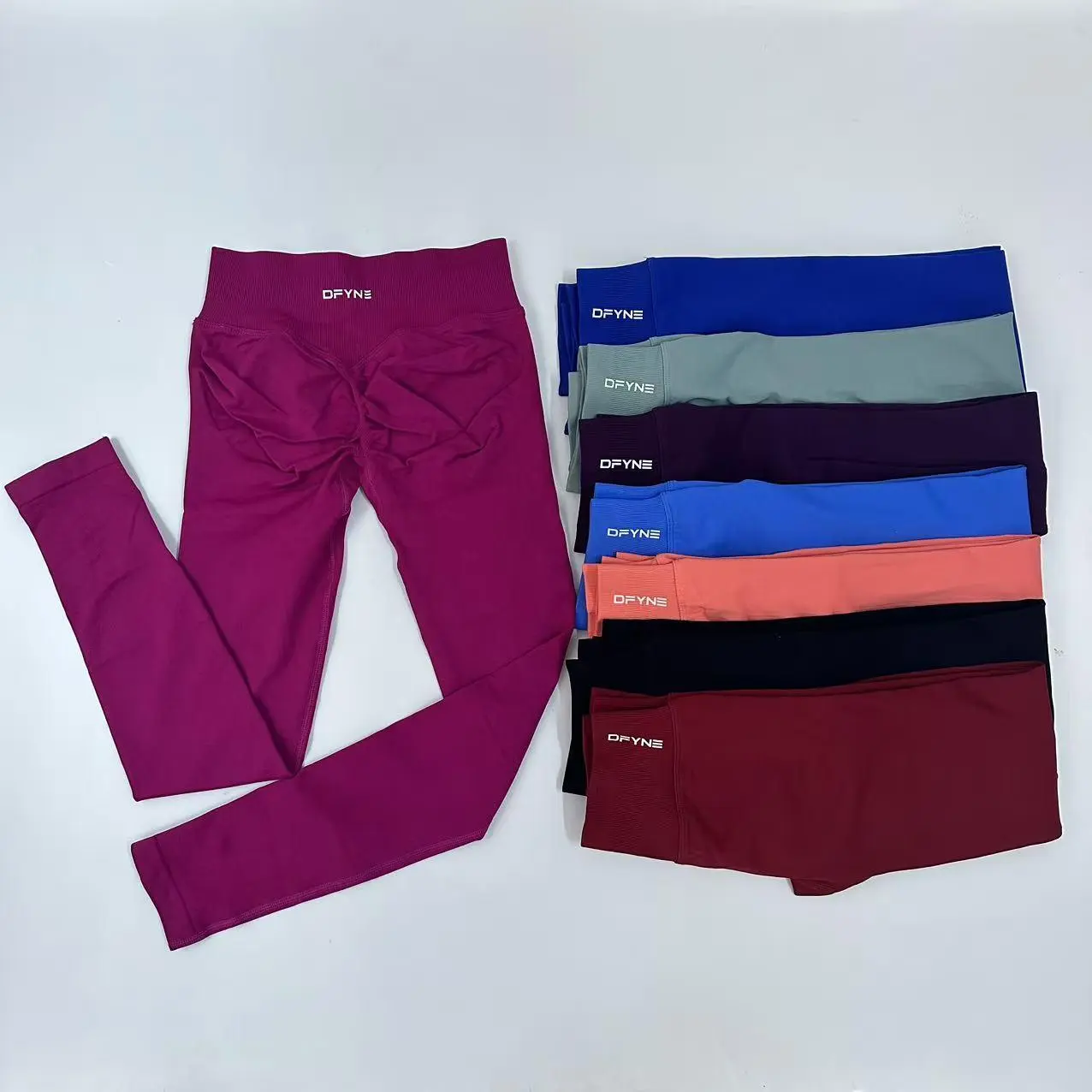 Dfyne Impact High-waist women's tight-fitting trousers and seamless yoga pants, suitable for sports, cycling and outdoor activities. Dfyne Impact High-waist women's tight-fitting trousers and seamless yoga pants, suitable for sports, cycling and outdoor activities.