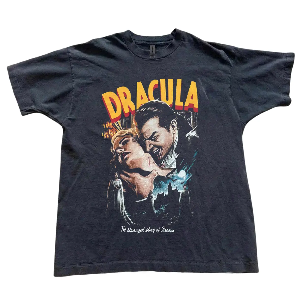Vintage Dracula Vampire Romance T-Shirt, Gothic Blood Moon Graphic Tee, Classic Dark Cinema Shirt, Retro Halloween Aesthetic Gift