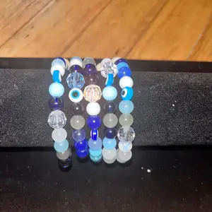 Blue seashell bracelet
